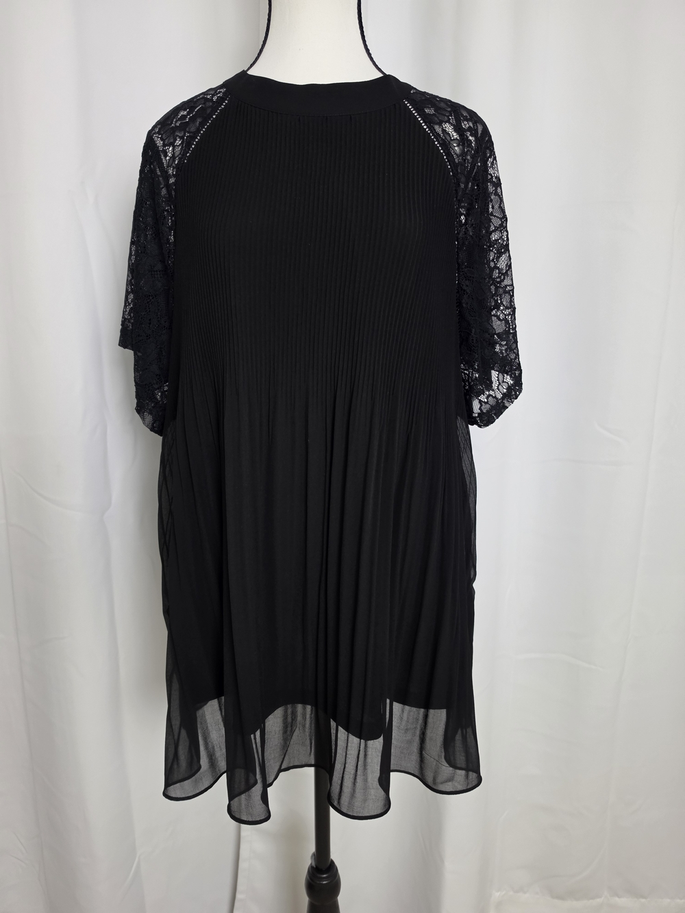 City Chic Black Tunic with Lace Raglan Sleeves
